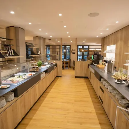 Hotel-restaurant Fruechtl Hotell Zandt