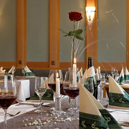 Hotel-restaurant Fruechtl Hotell 3*